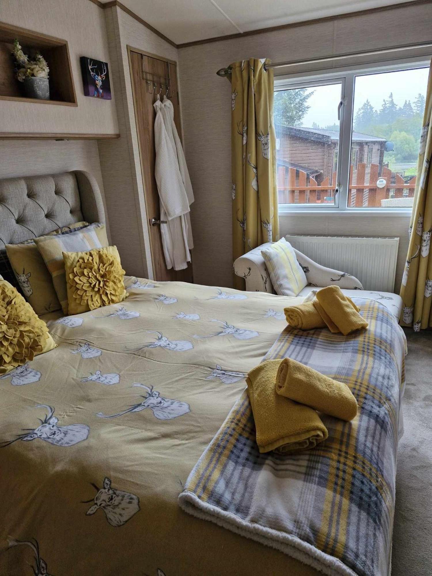 Cairn View Chalet Villa Aviemore Bagian luar foto